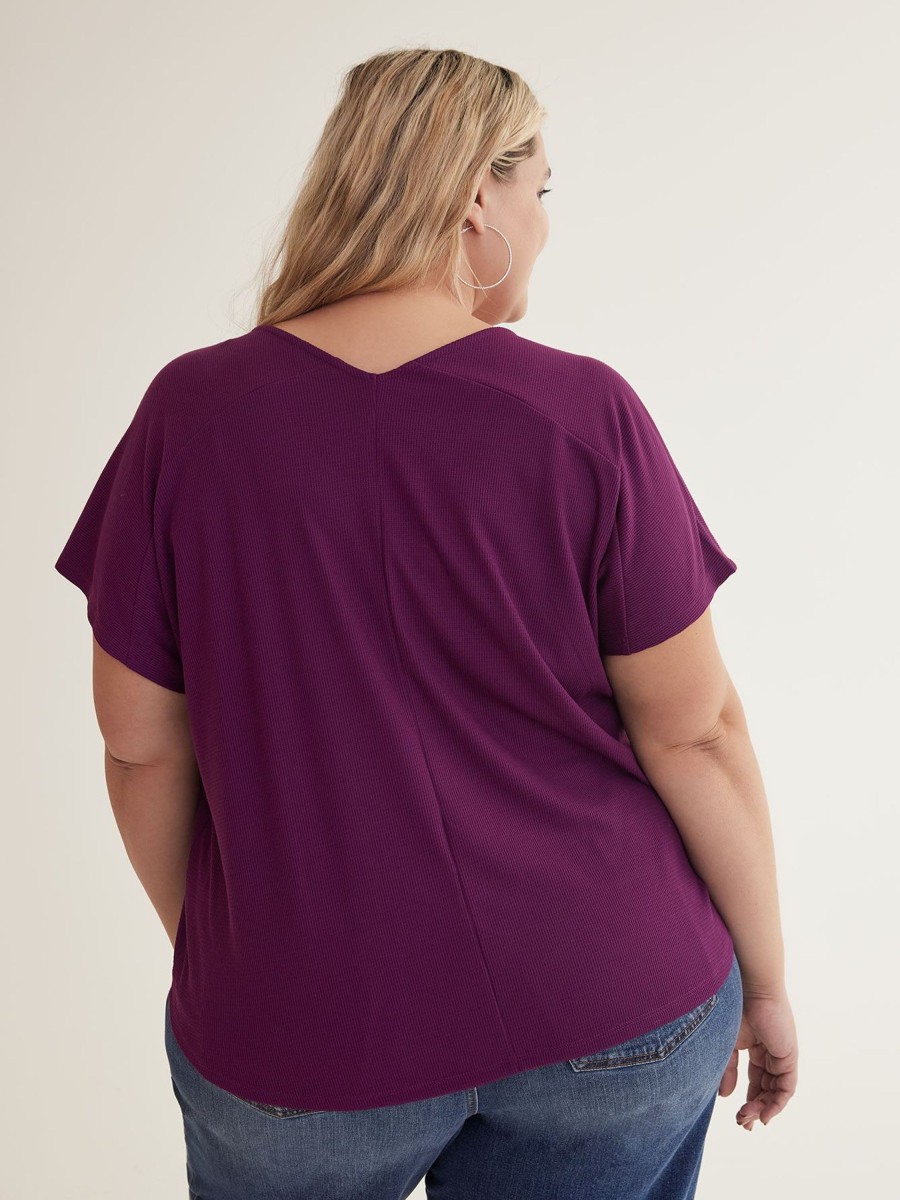 Clothing Penningtons | Curvy-Fit Extended-Sleeve T-Shirt - Penn. Essentials