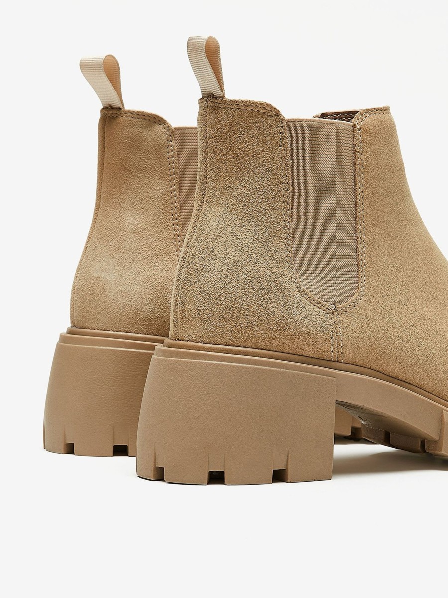 Shoes Penningtons | Wide Width, Beige Suede Howler Boot - Steve Madden