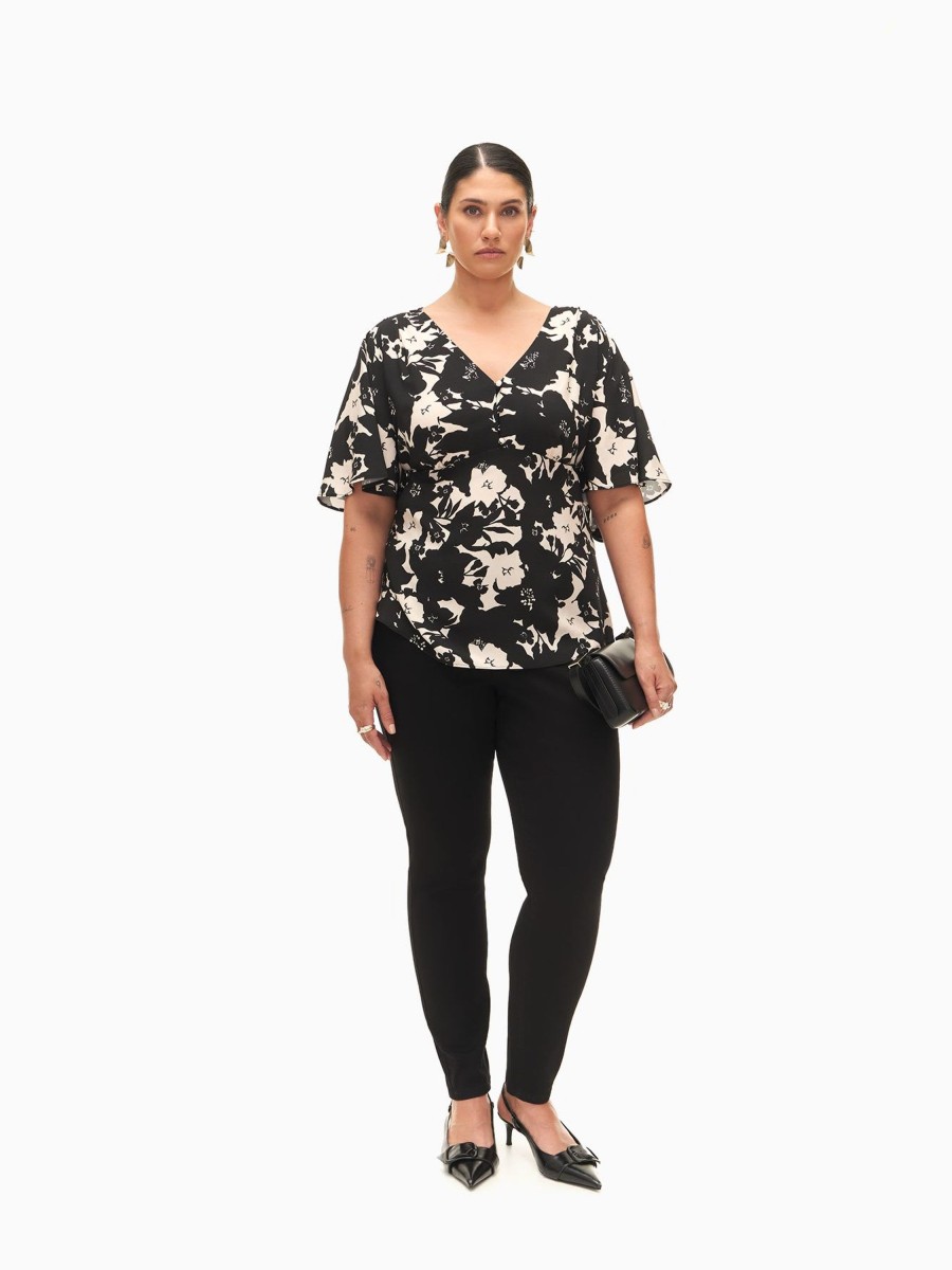 Clothing Penningtons | Floral Flutter-Sleeve Blouse With Buttoned V-Neck - Addition Elle