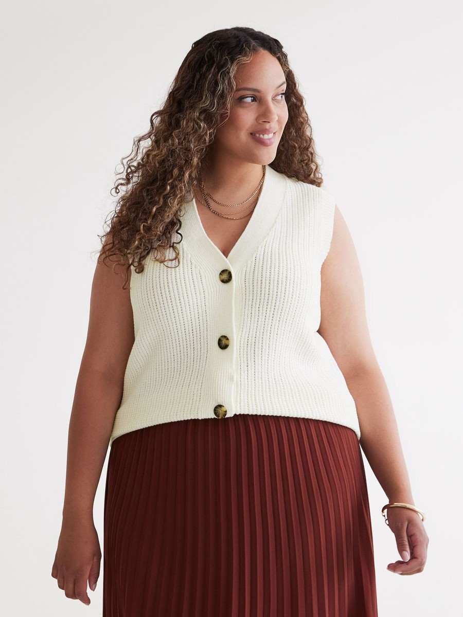 Clothing Penningtons | Buttoned Down Cable Sweater Vest