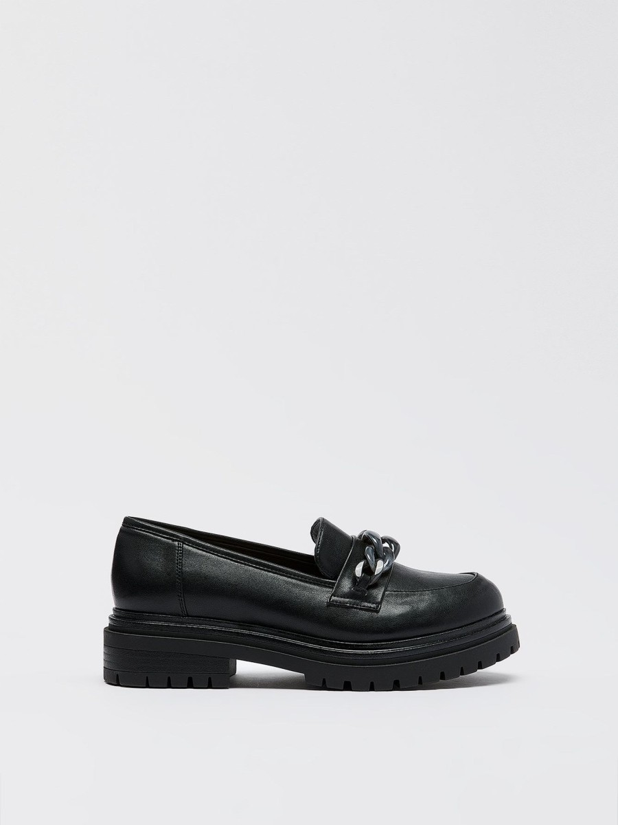 Shoes Penningtons | Extra Wide Width, Lug Loafer With Chain Ornement