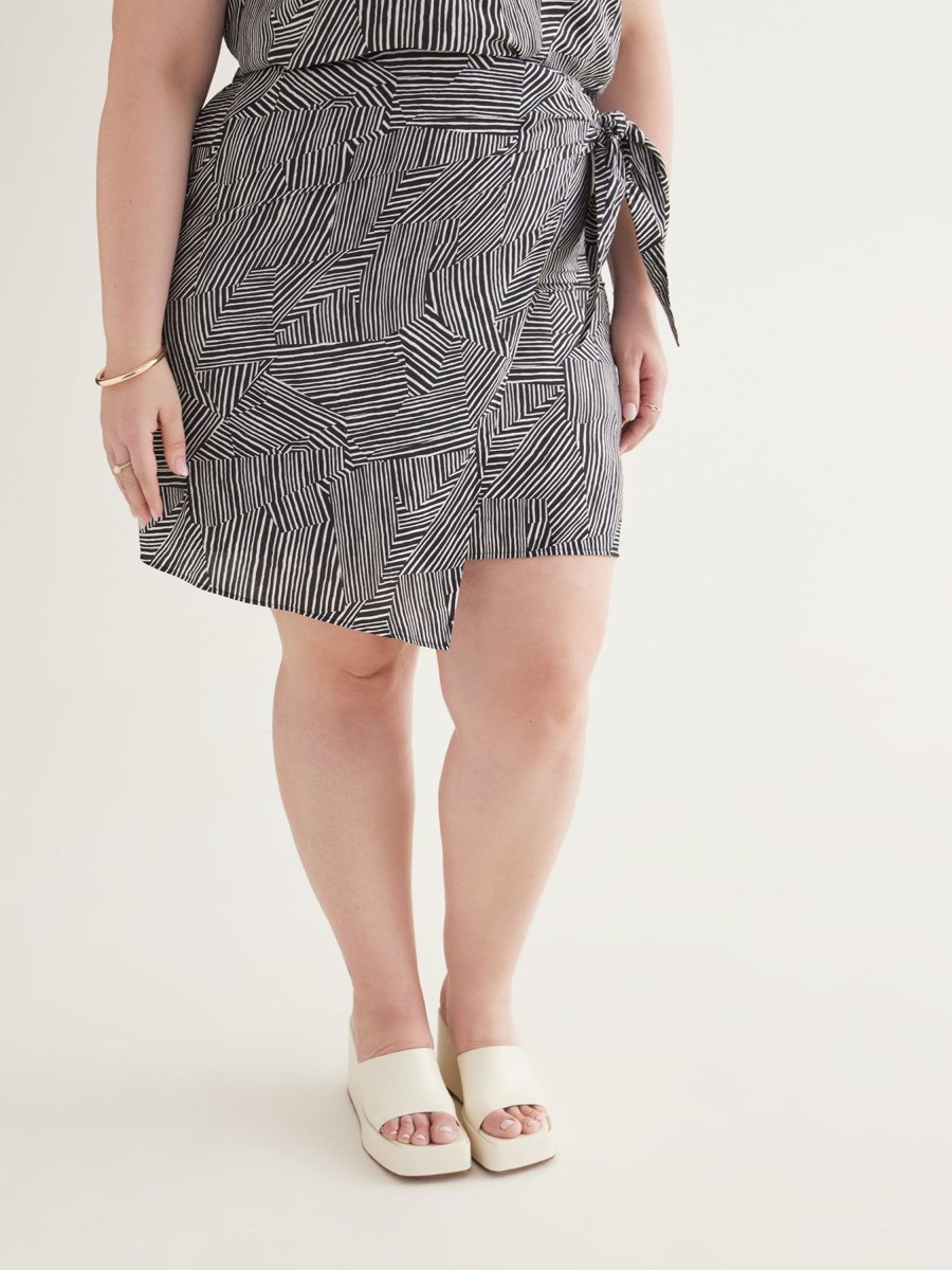 Clothing Penningtons | Responsible, Printed Woven Wrap Mini Skirt